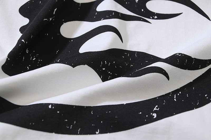 Hellstar Circular Flame Graphic T-Shirt — detail
