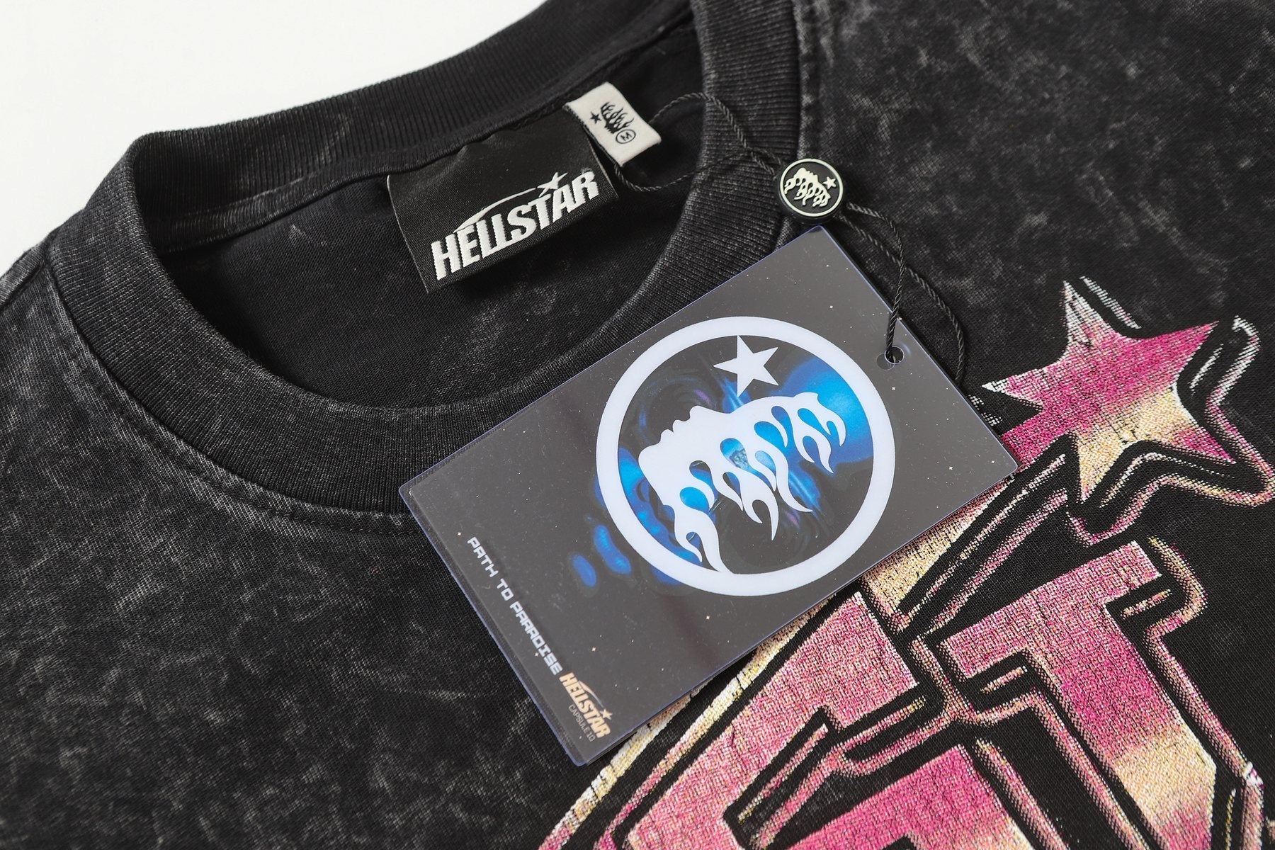 Hellstar Face Graphic Long-Sleeve T-Shirt — hang_tag