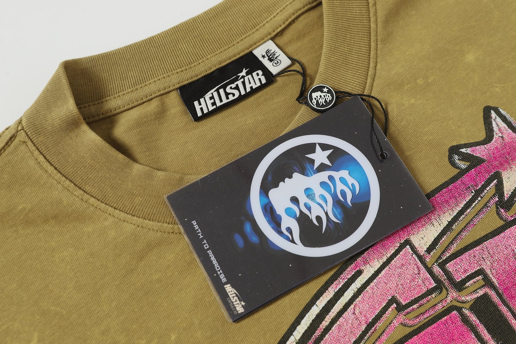 Hellstar Face Graphic Long-Sleeve T-Shirt — hang_tag