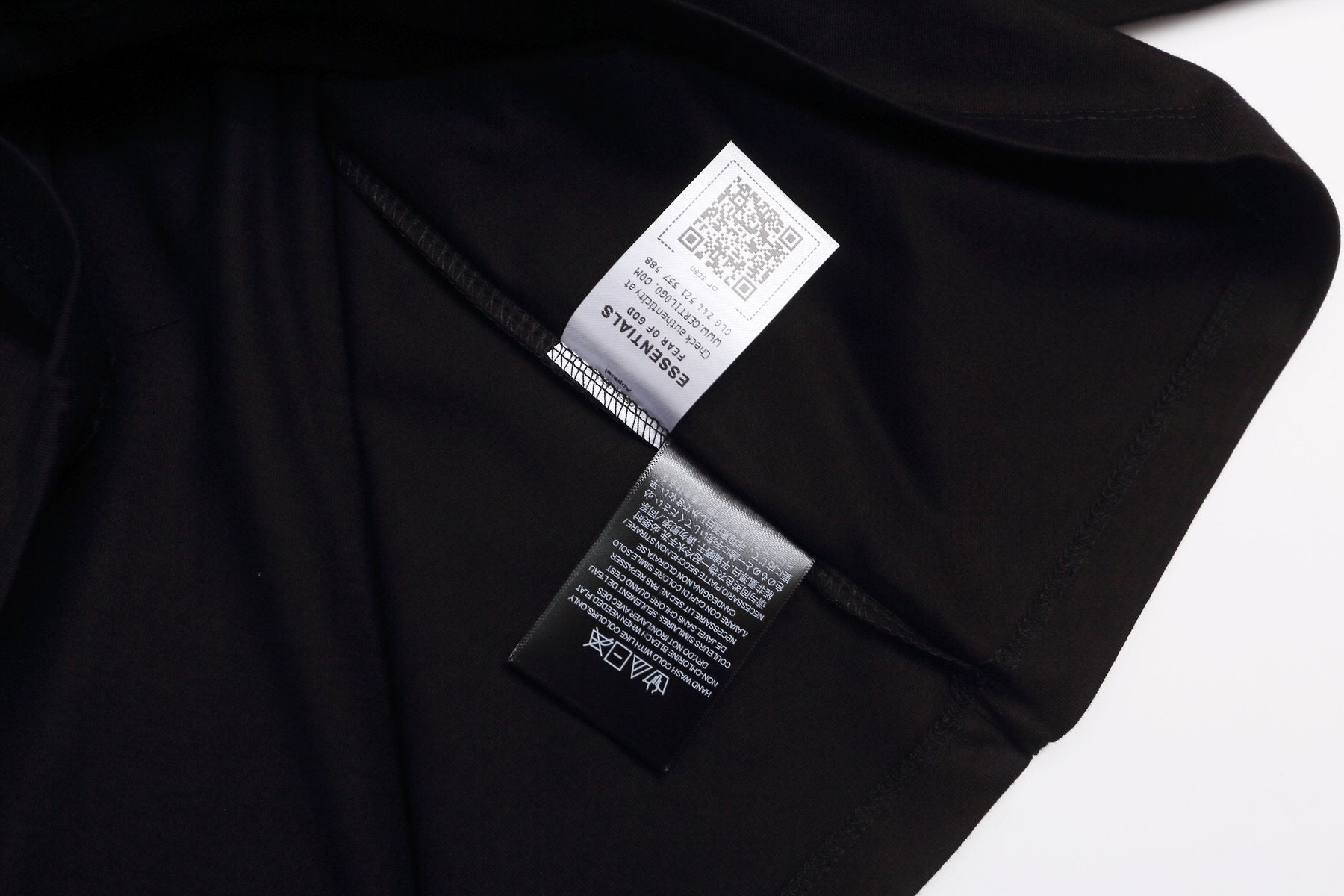 ESSENTIALS Fear of God Chest Graphic T-Shirt — neck_label