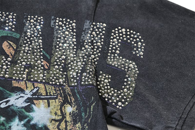 VALE USA Rhinestone Graphic Washed Black T-Shirt — detail