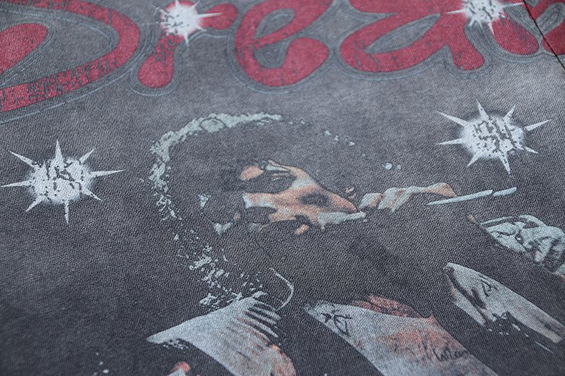 VALE USA King of Pop Graphic T-Shirt — detail