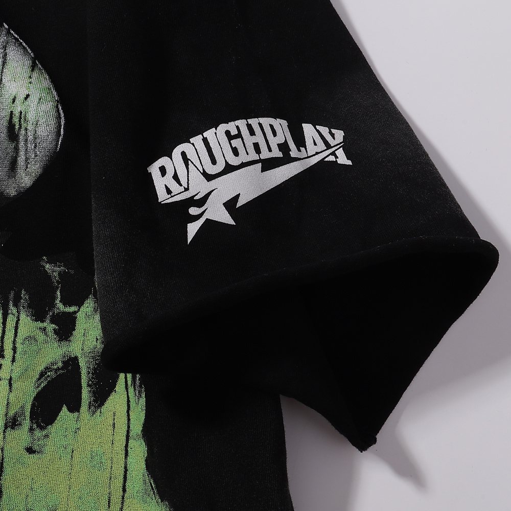 Rough Play Skeleton Graphic Distressed T-Shirt — detail