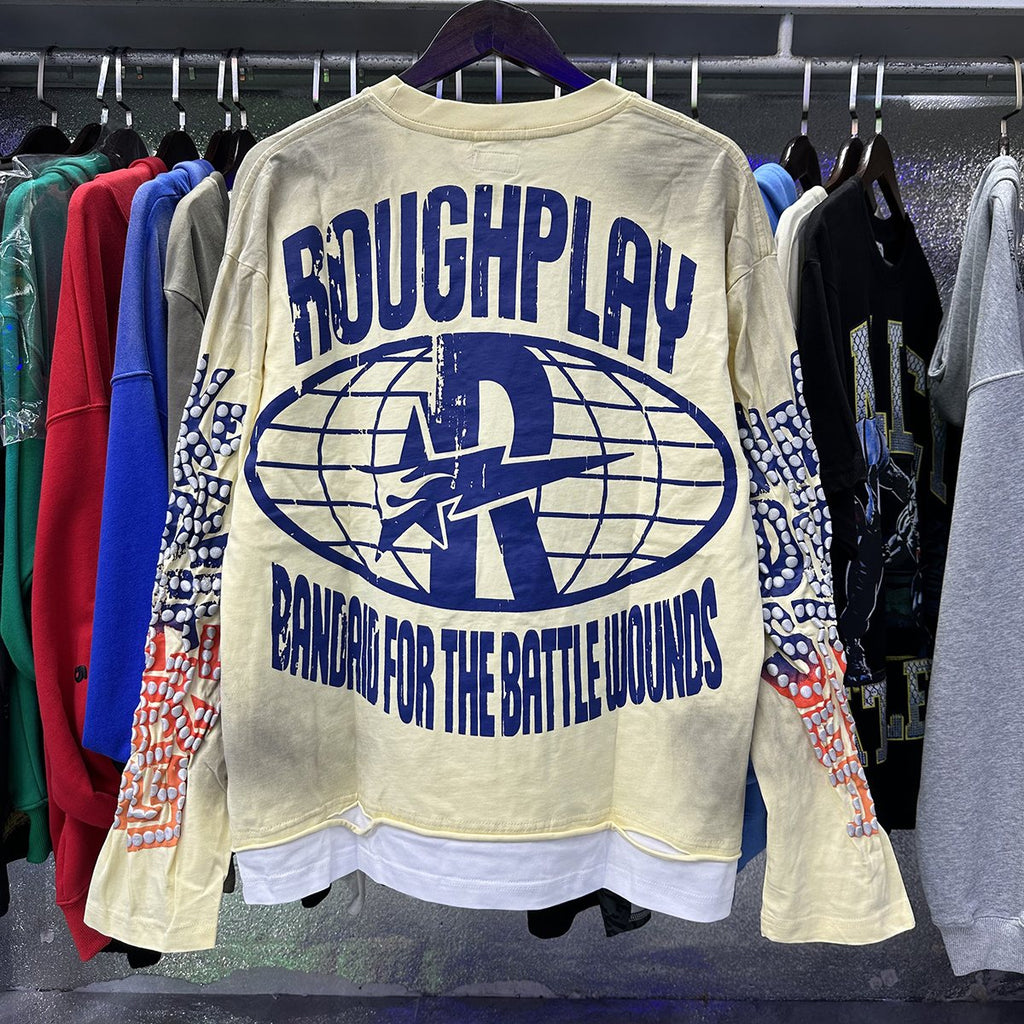 Rough Play E.T Graphic Long-Sleeve T-Shirt — context