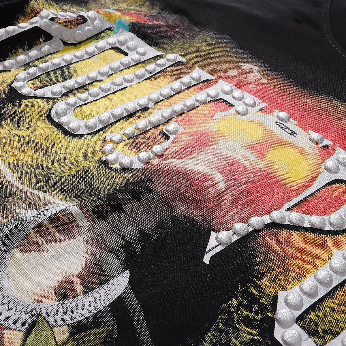 Rough Play Skull & Roses Long-Sleeve T-Shirt — detail