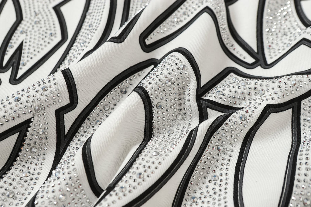 MIXED EMOTION Angel Graphic T-Shirt — detail