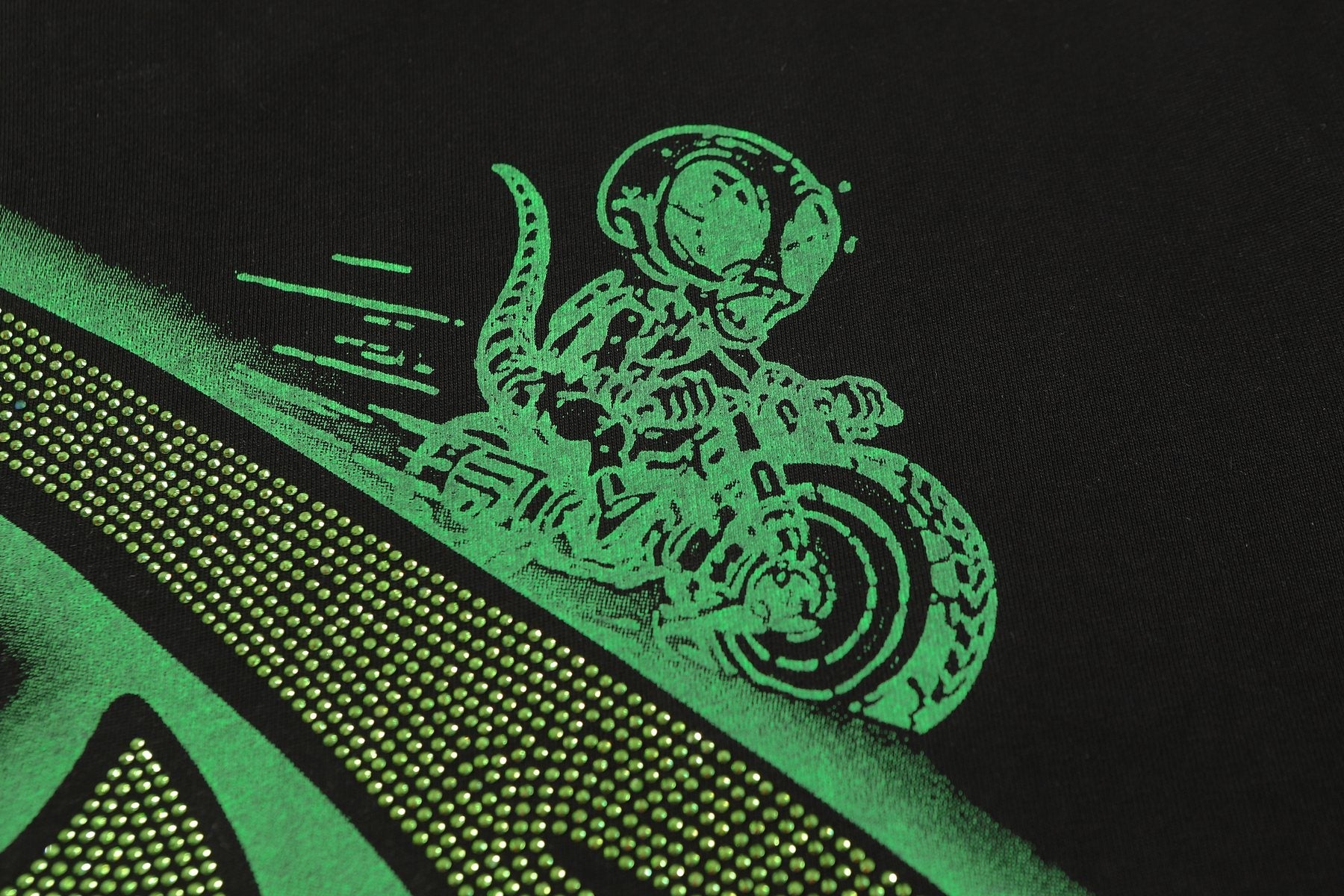 MIXED EMOTION Green Graphic Rhinestone T-Shirt — detail