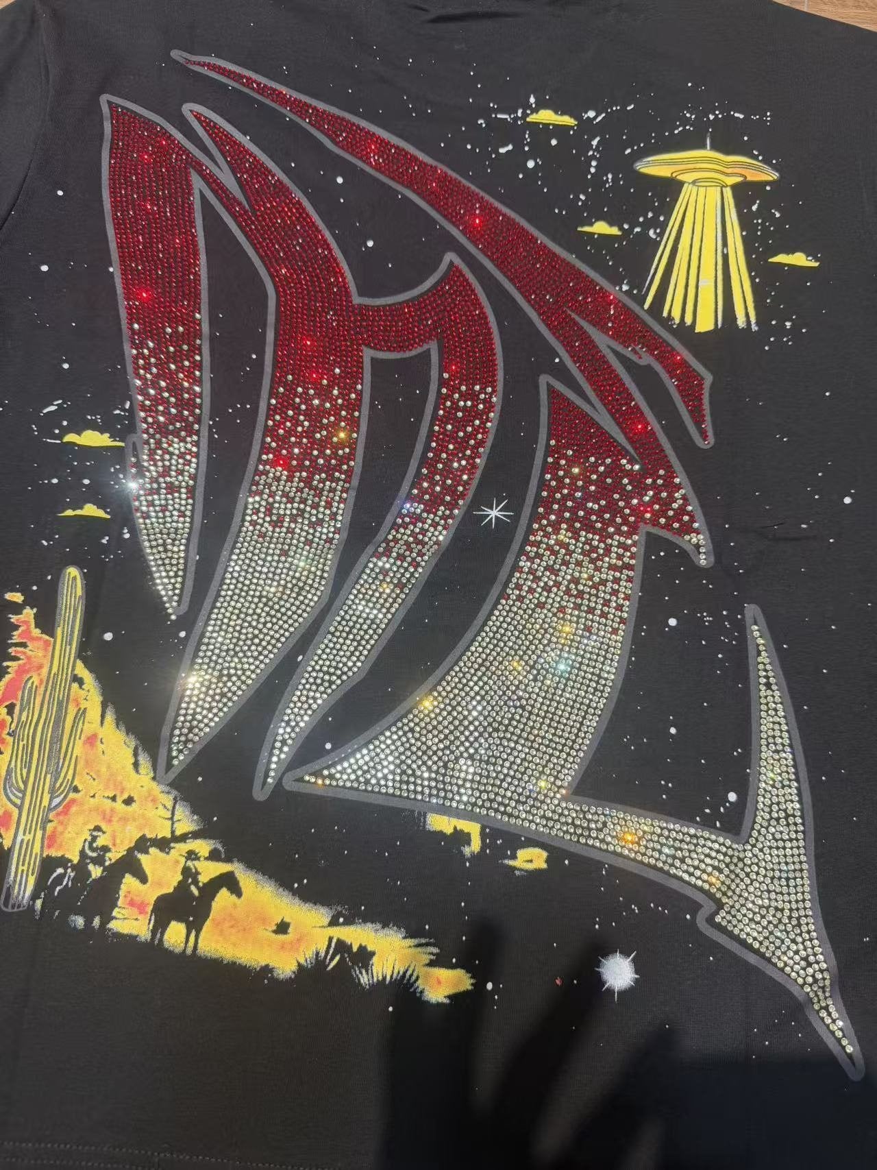 MIXED EMOTION Alien Cowboy Graphic T-Shirt — detail