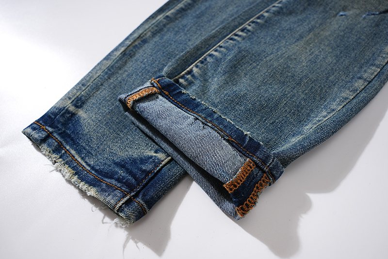 Purple Brand Blue Distressed Ripped Knee Jeans — detail
