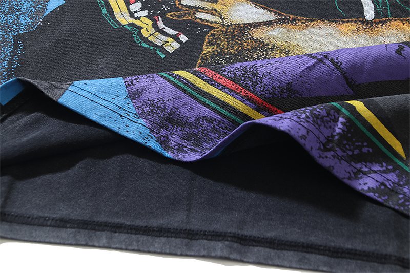 VALE USA Portrait Graphic Short-Sleeve T-Shirt — detail
