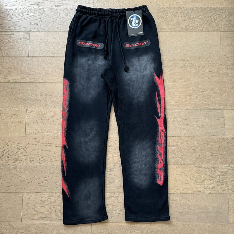 Hellstar Sport Graphic Sweatpants - Black — context