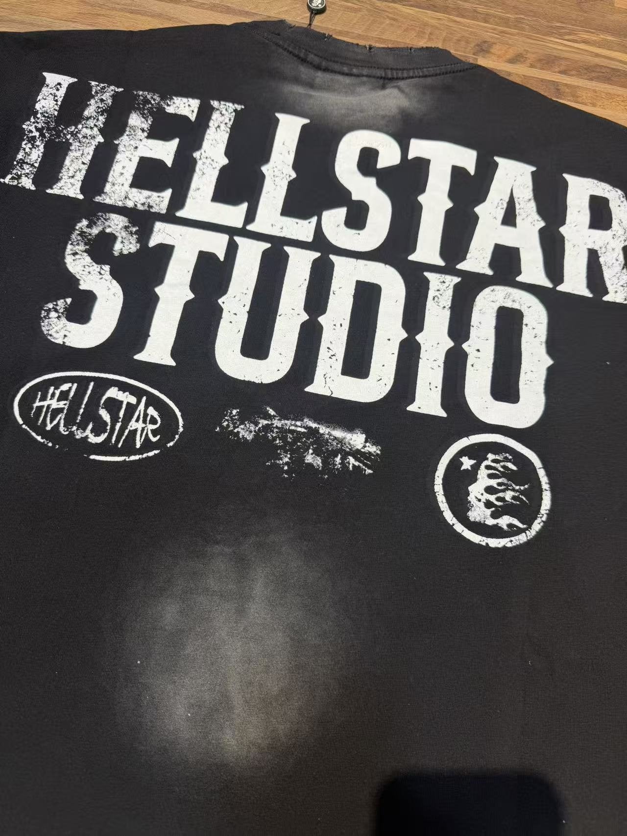 Hellstar Skull Graphic Short-Sleeve T-Shirt — detail