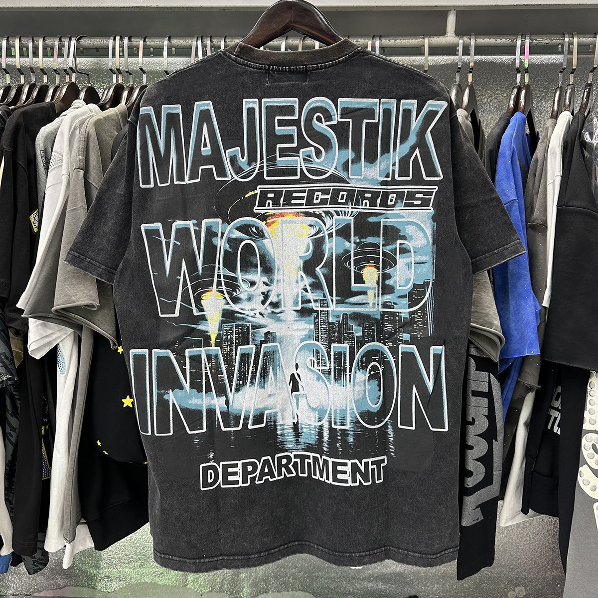 MAJESTIK 16 Department UFO Graphic T-Shirt — context