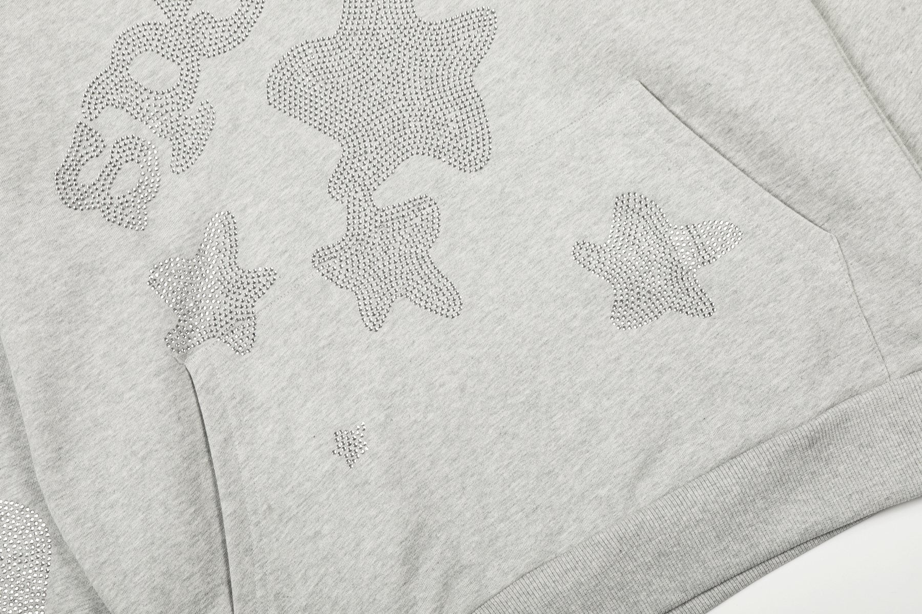 Sp5der Rhinestone Star Hoodie & Sweatpants Matching Set — detail