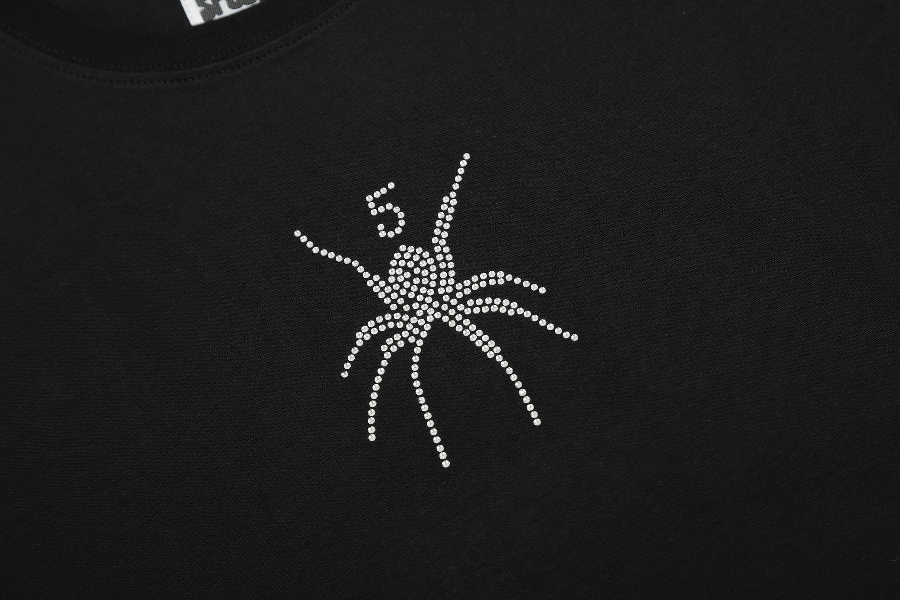 Sp5der Spider Graphic Short-Sleeve T-Shirt — detail