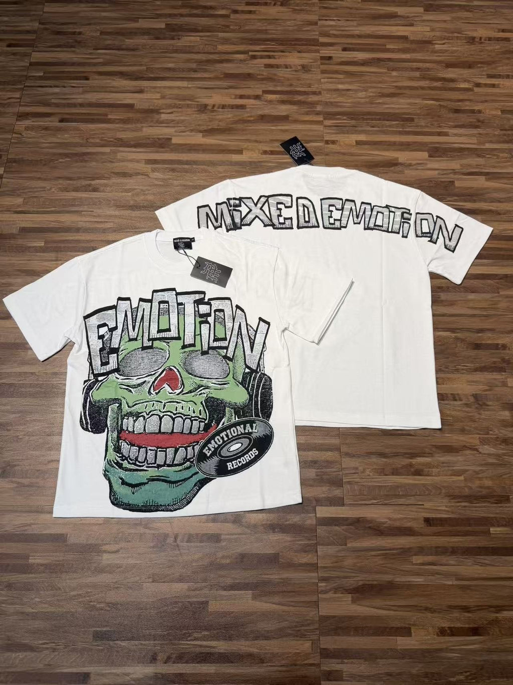 MIXED EMOTION Skull Headphones Graphic Short-Sleeve T-Shirt — context