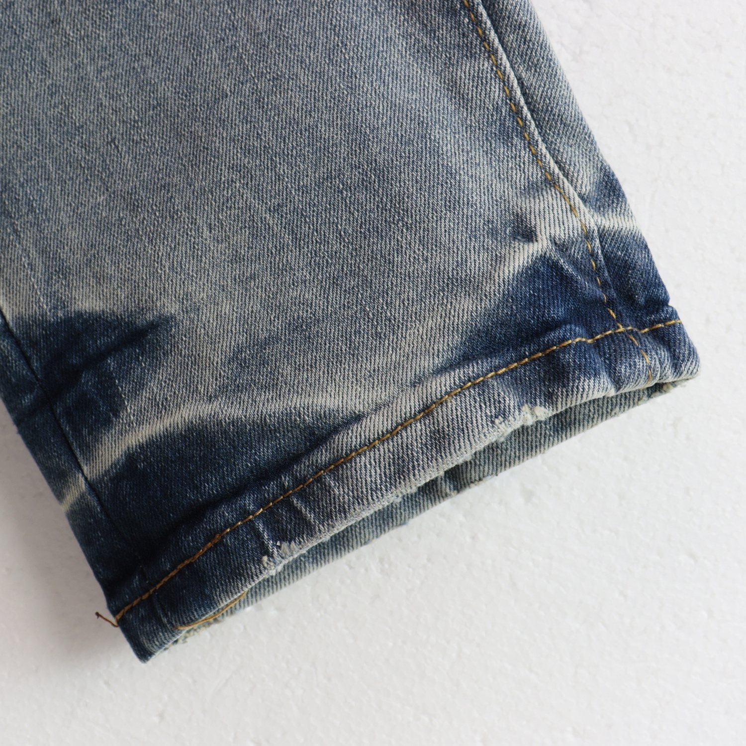 Purple Brand Light Blue Washed Jeans — detail