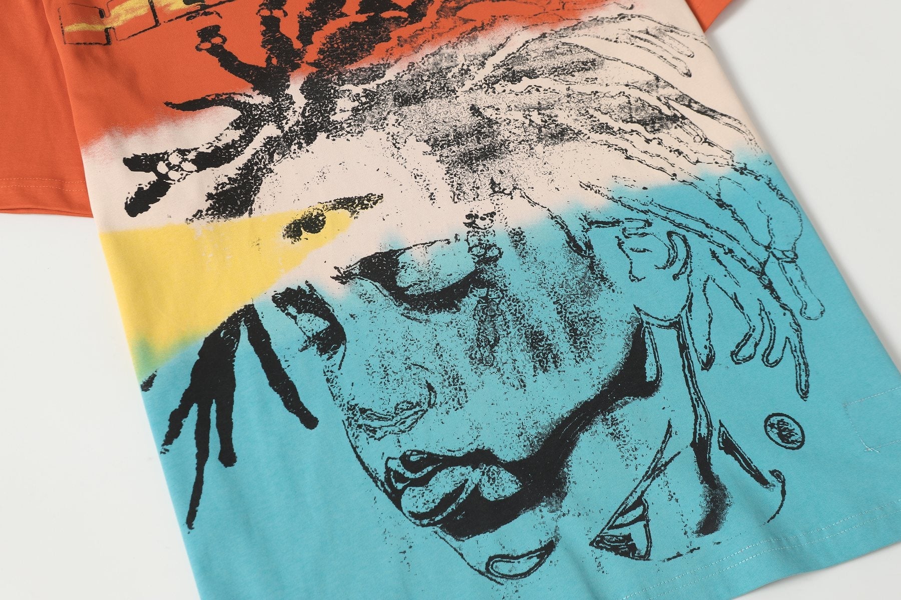Hellstar Lion Graphic Gradient T-Shirt — detail