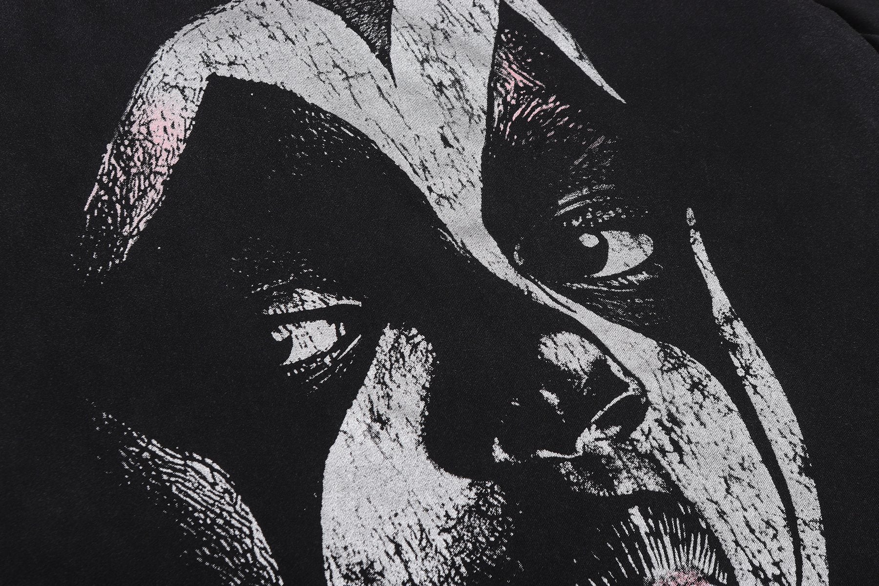 Hellstar Distressed Graphic T-Shirt — detail
