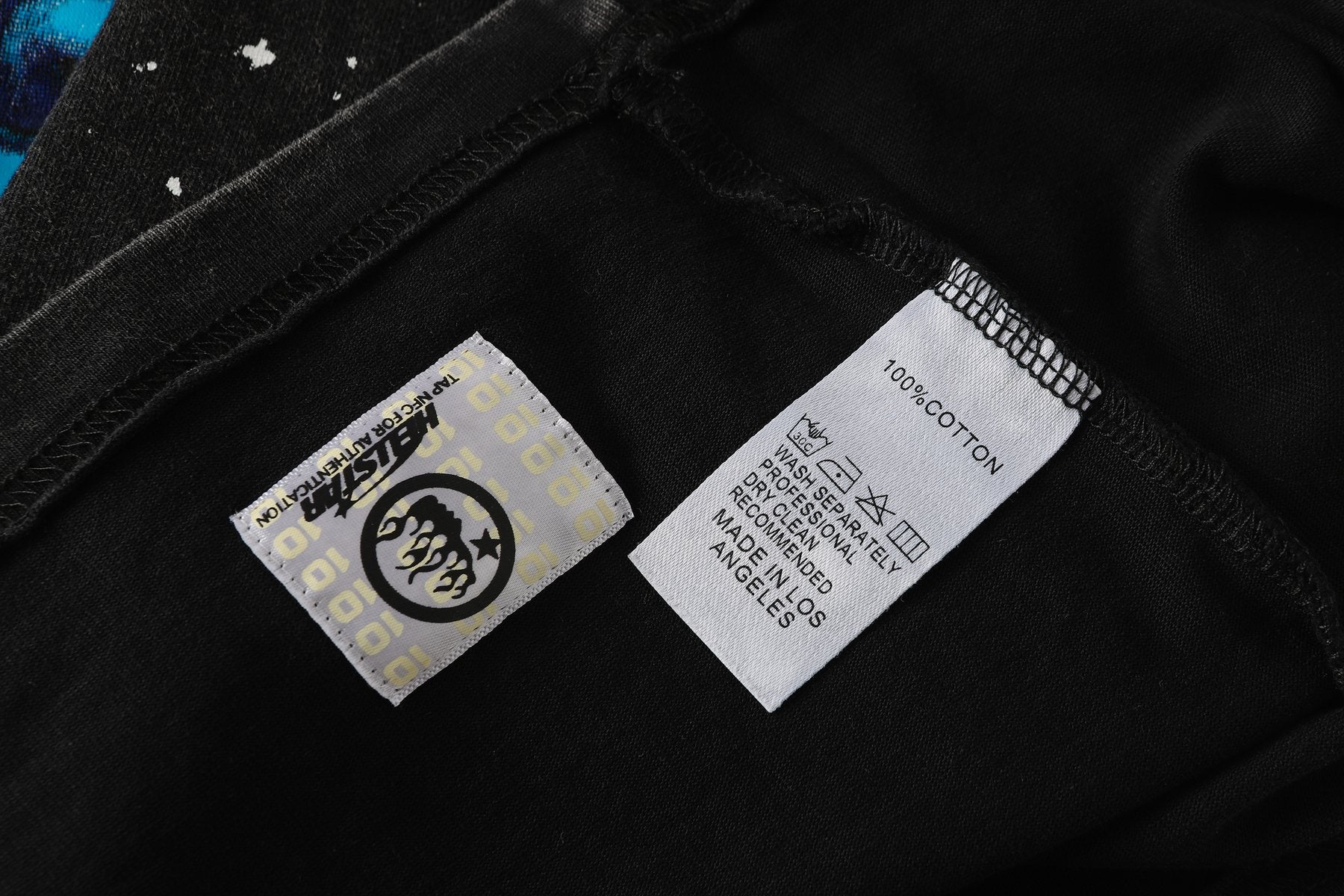 Hellstar Future Face Graphic Short-Sleeve T-Shirt — neck_label