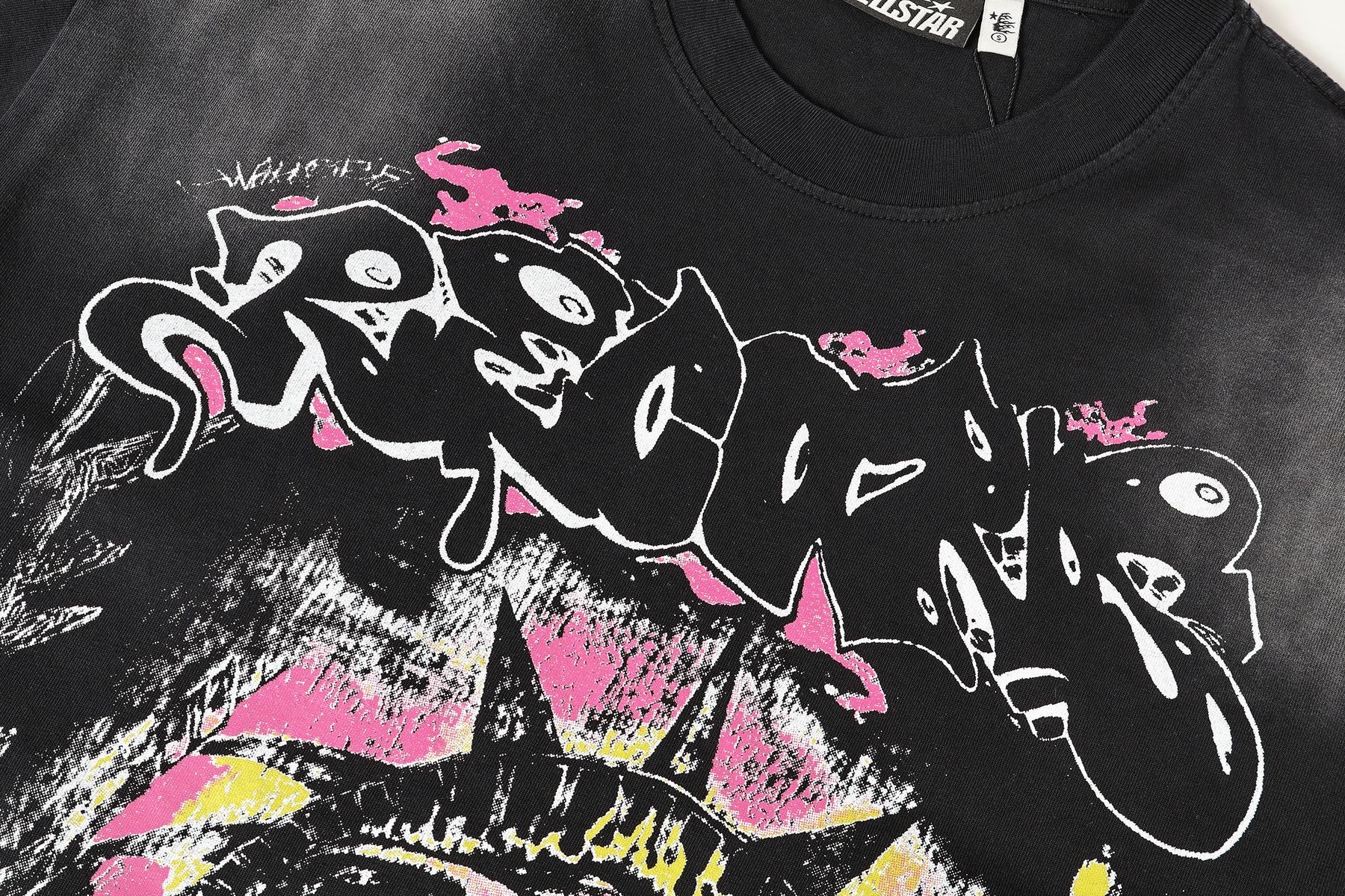 Hellstar NYC Distressed Graphic Short-Sleeve T-Shirt — detail
