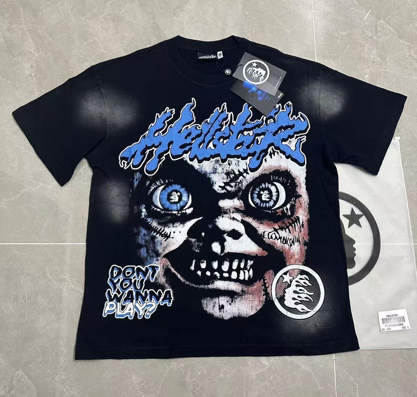 Hellstar Skull & Barbed Wire Graphic T-Shirt — front