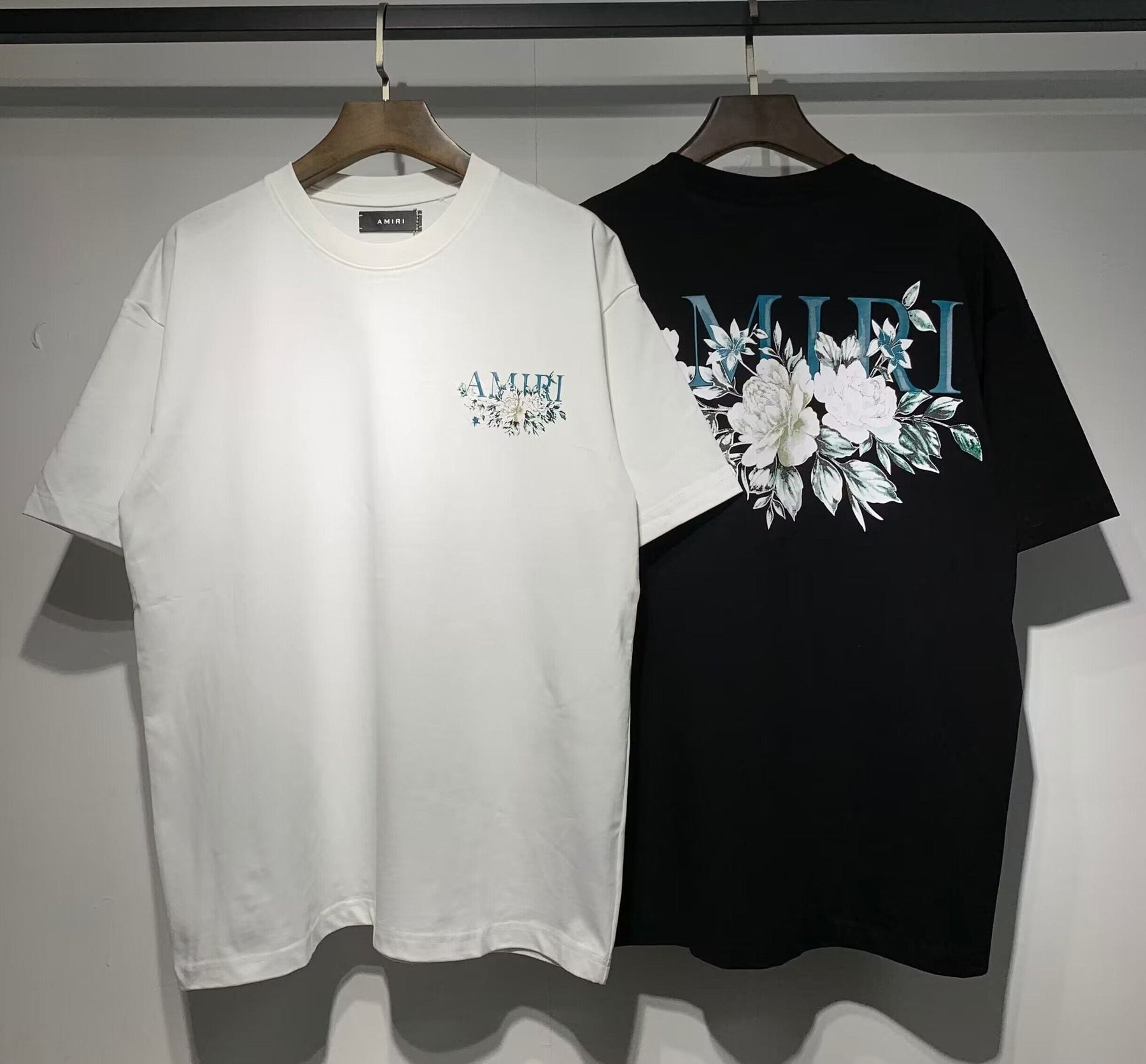 AMIRI Floral Graphic Short-Sleeve T-Shirt — context