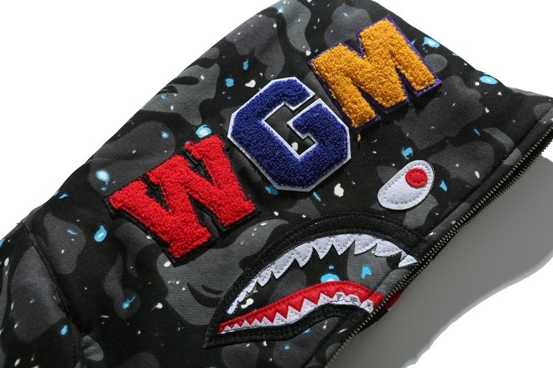 BAPE WGM Shark Camo Zip Hoodie - Black/White — detail