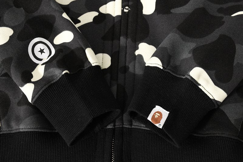 BAPE Shark WGM Camouflage Zip Hoodie — detail