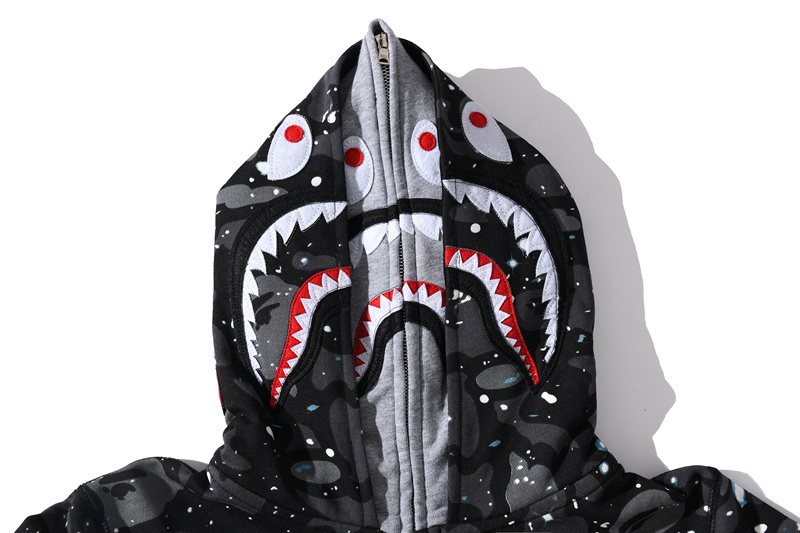 BAPE GM Shark Tiger Camo Zip Hoodie — detail