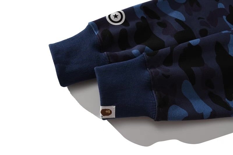 BAPE Shark Camo Full-Zip Hoodie — detail