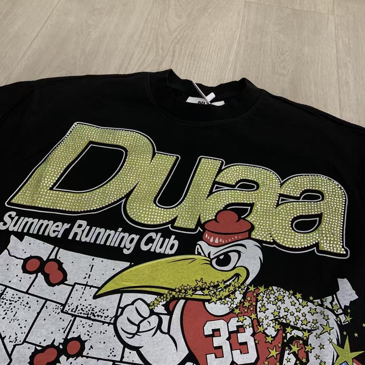 DUAA Sprint Graphic T-Shirt — detail