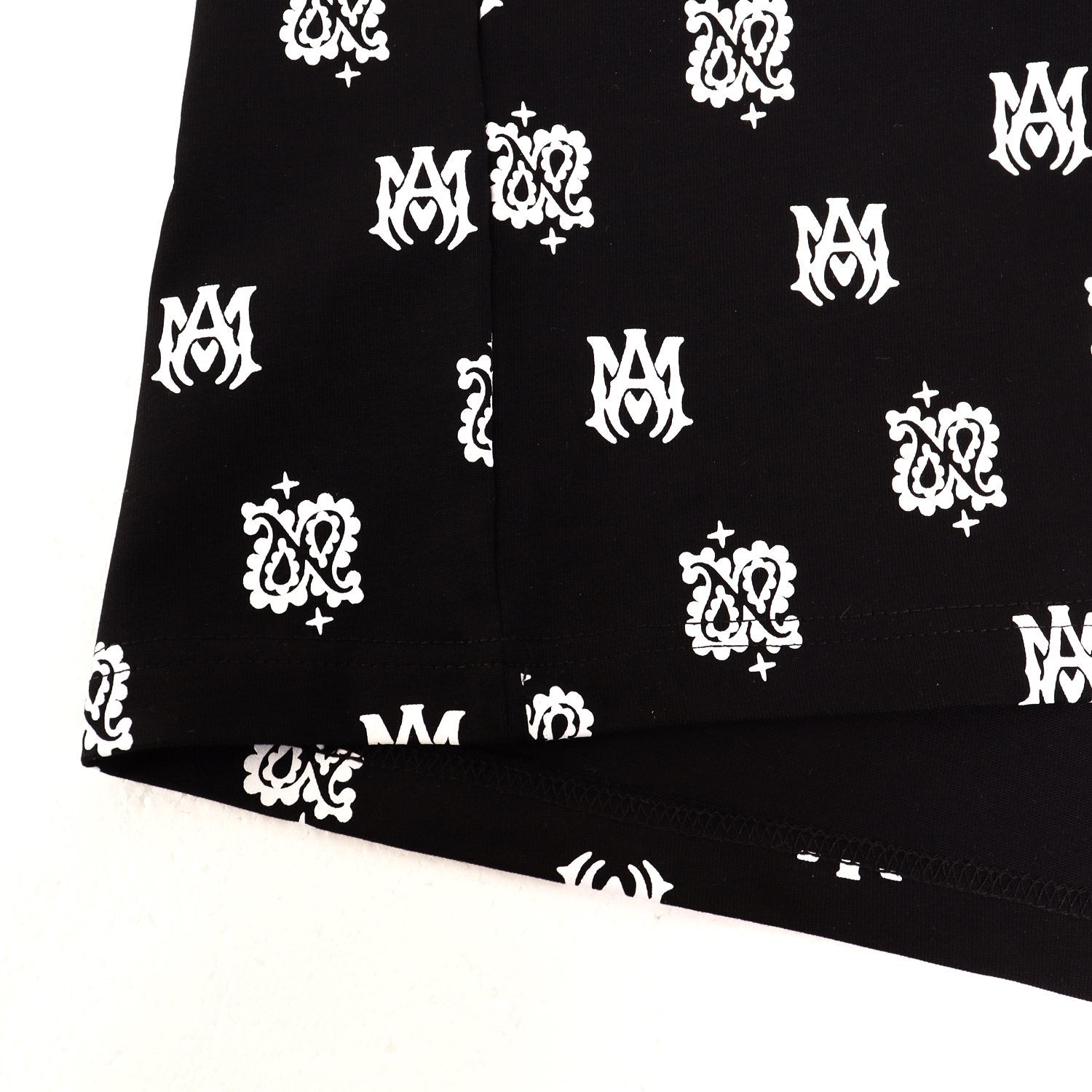 AMIRI Ornamental All-Over Graphic Short-Sleeve T-Shirt — detail