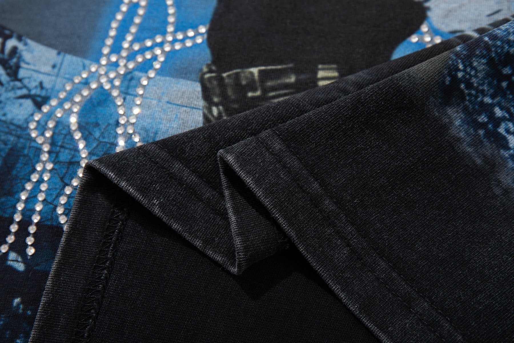 MAJESTIK Blue Football Graphic T-Shirt — detail