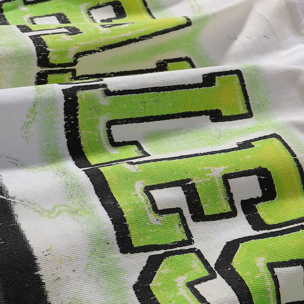 MAJESTIK The World Dogg Graphic Short-Sleeve T-Shirt — detail