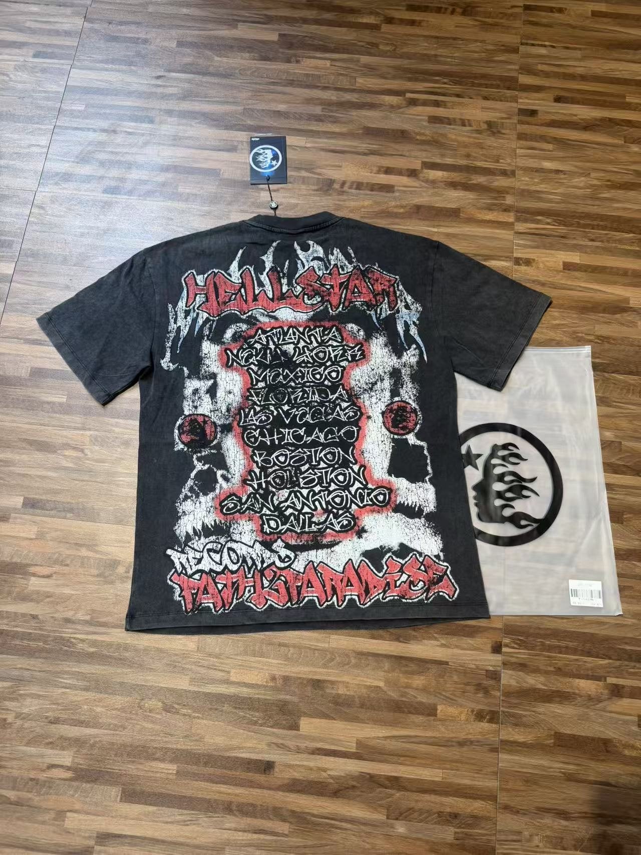 Hellstar Distressed Graphic Short-Sleeve T-Shirt — context