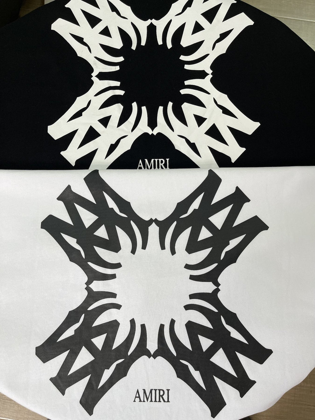 AMIRI Letter Graphic Short-Sleeve T-Shirt — fabric_closeup