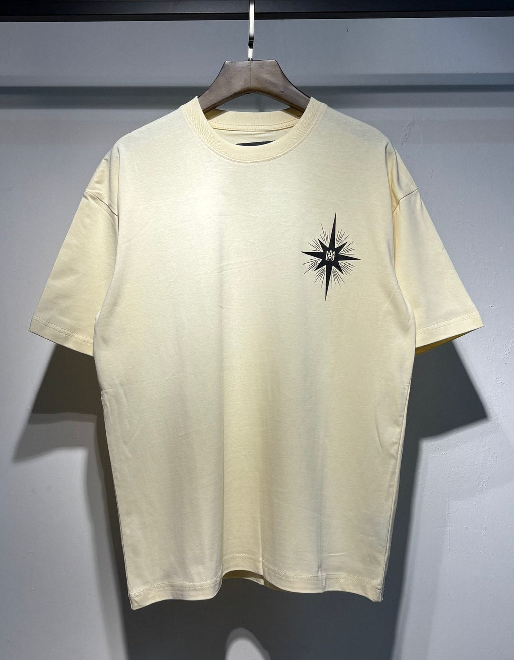 AMIRI Starburst Graphic T-Shirt — front