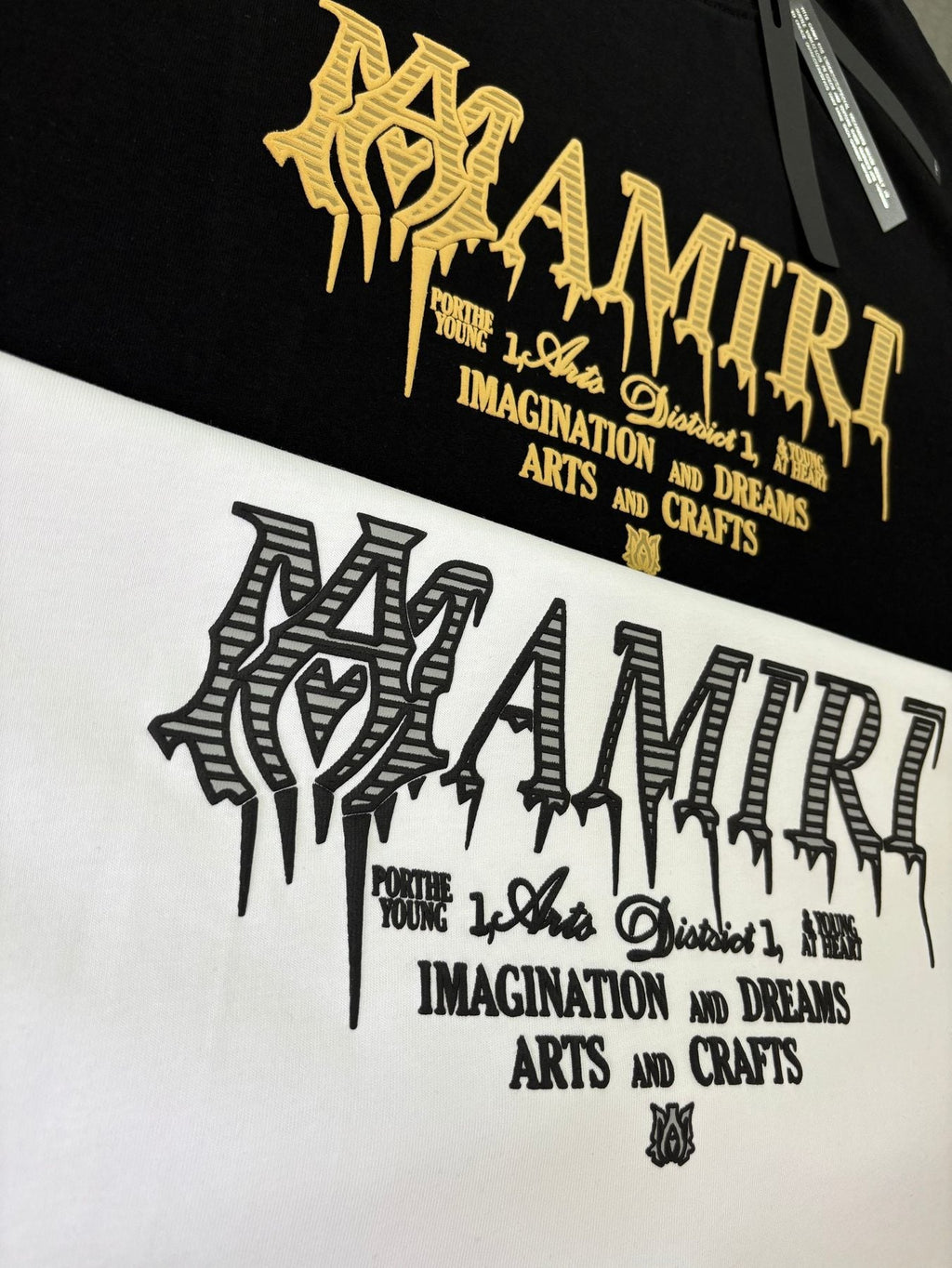 AMIRI Crest Graphic Short-Sleeve T-Shirt — fabric_closeup