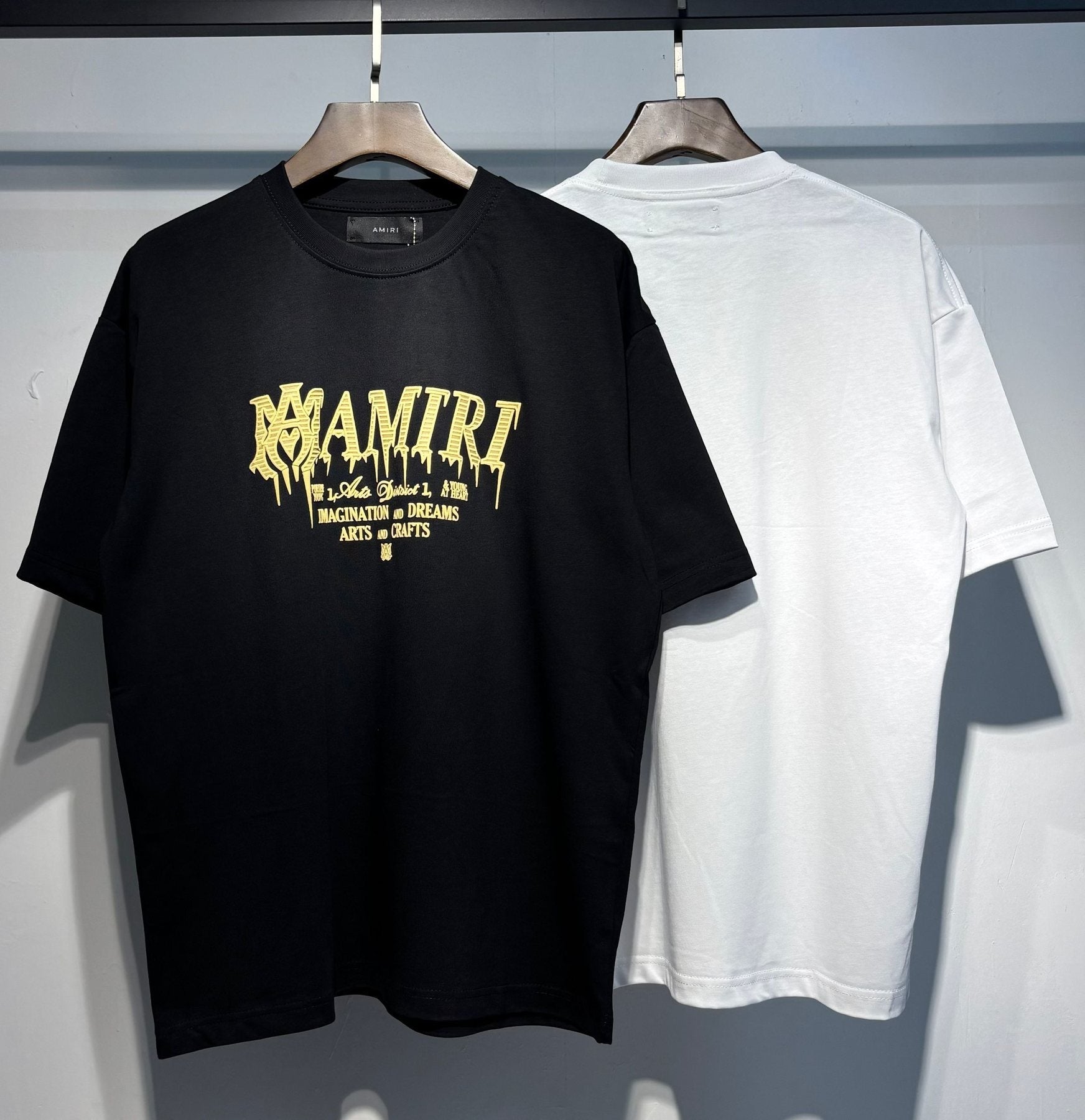 AMIRI Crest Graphic Short-Sleeve T-Shirt — context