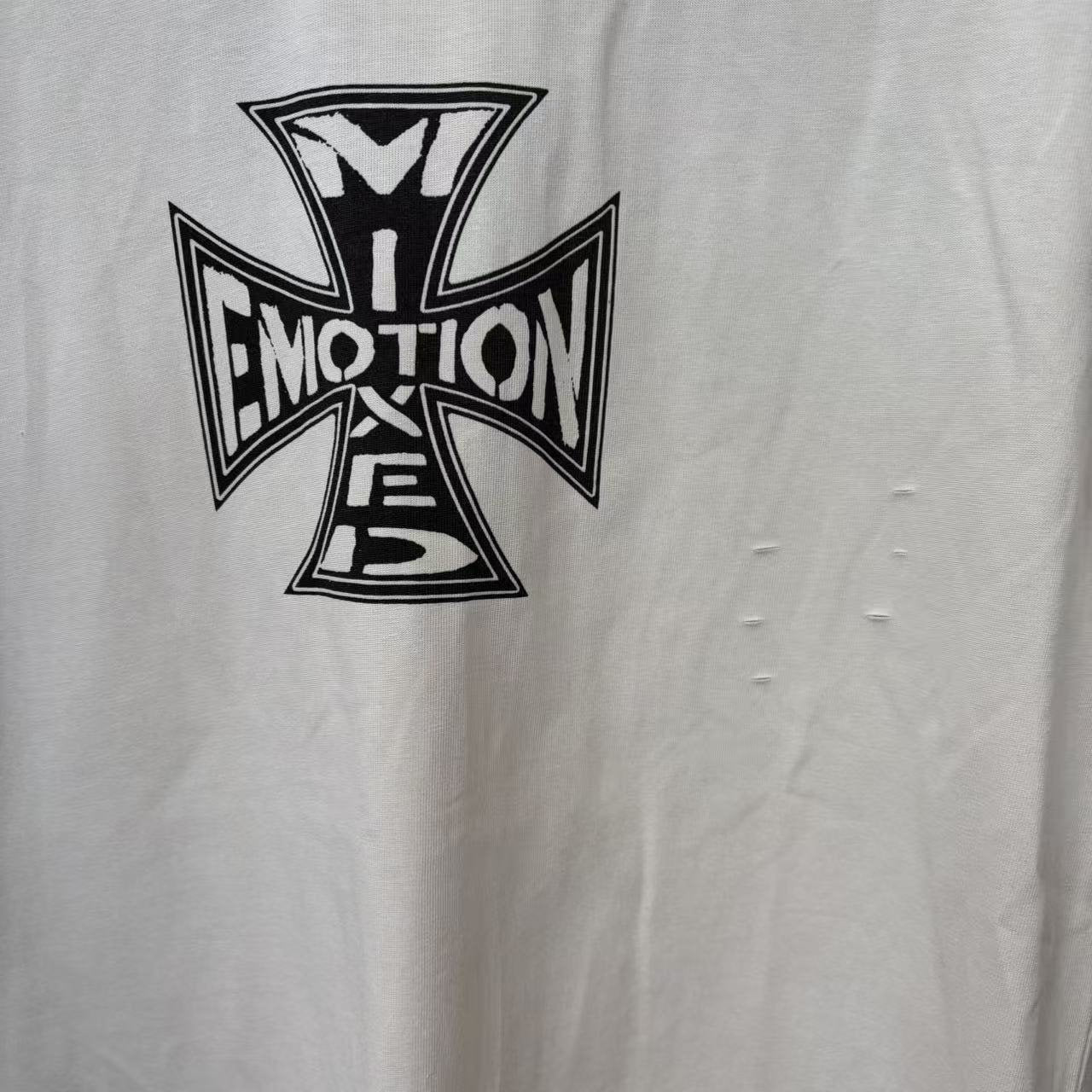 MIXED EMOTION Cross Graphic Distressed T-Shirt — detail