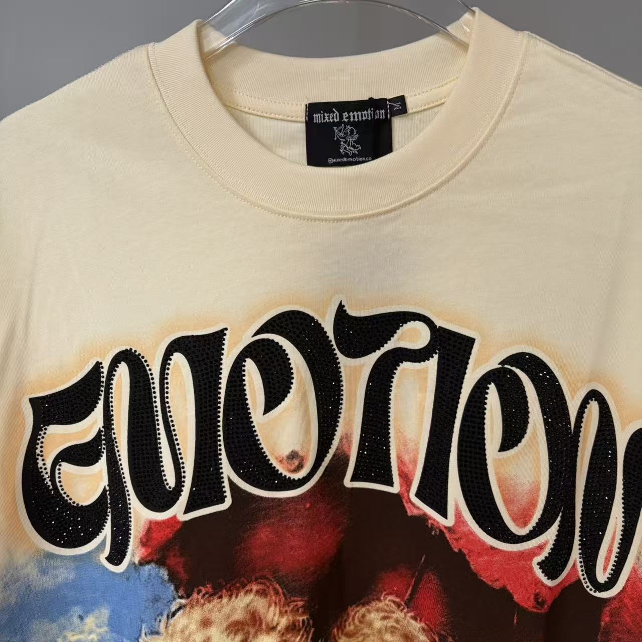 MIXED EMOTION Cherub Graphic T-Shirt — detail