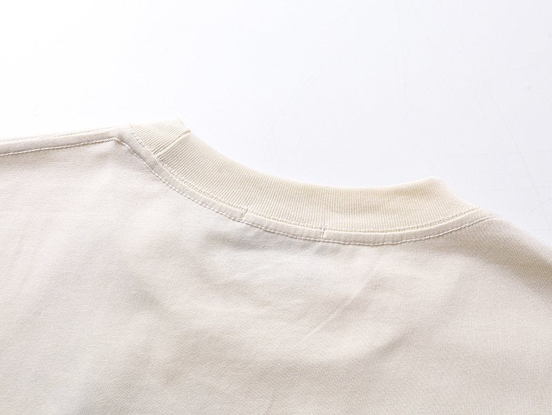 MIXED EMOTION Angel Heart Graphic T-Shirt — detail