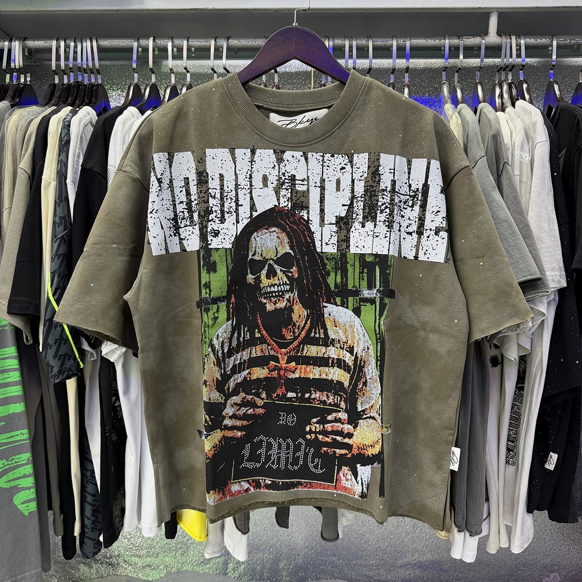 BKYS Revival No Discipline Rhinestone Skull Graphic Cropped T-Shirt — context