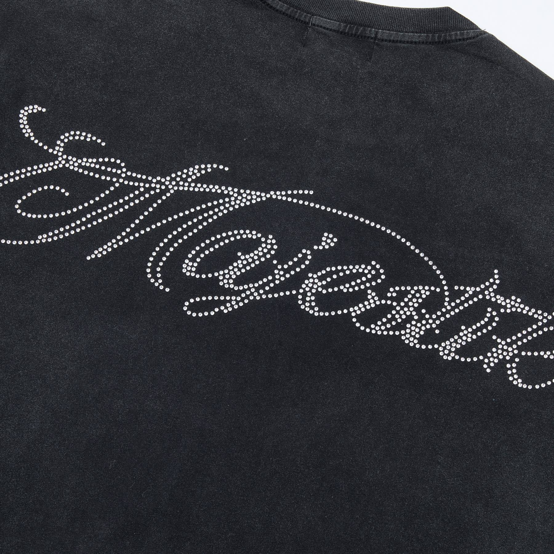 MAJESTIK Bulldog Football Graphic Cropped T-Shirt — detail