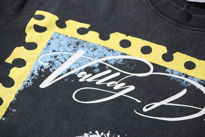 VALE USA Valley Dreams Hendrix Graphic T-Shirt — detail