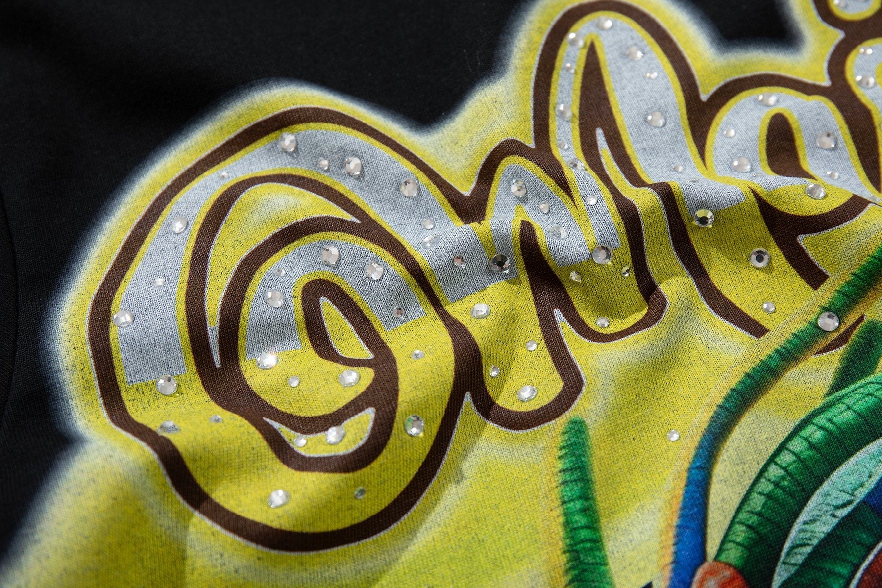 MAJESTIK Color Artwork Graphic T-Shirt — detail