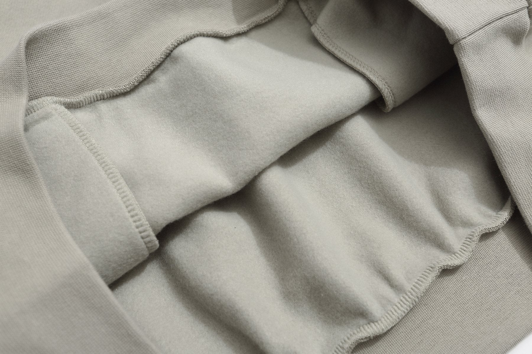 Fear of God Essentials Tonal Logo Pullover Hoodie — detail
