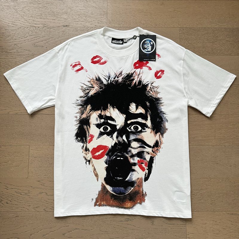 Hellstar Embrasse-Moi Portrait Graphic T-Shirt — context