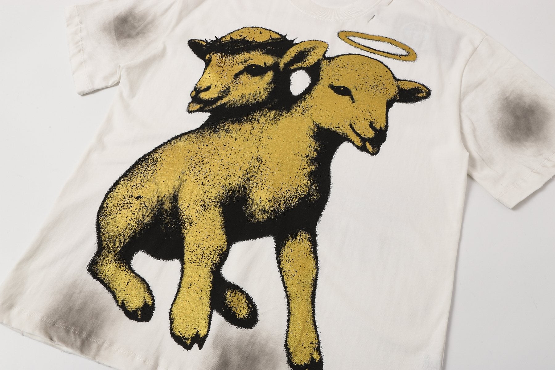 Hellstar Two-Headed Lamb Graphic T-Shirt — detail